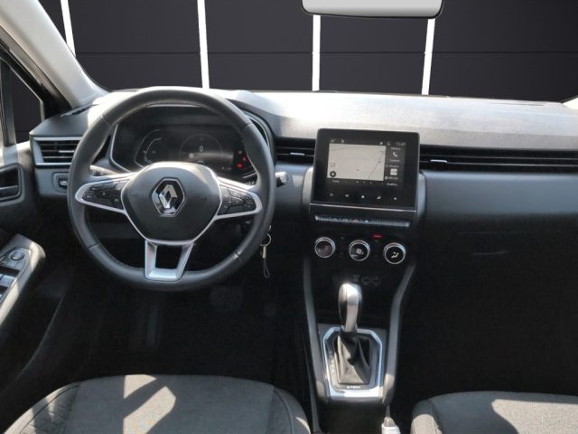 RENAULT Clio usata, con USB