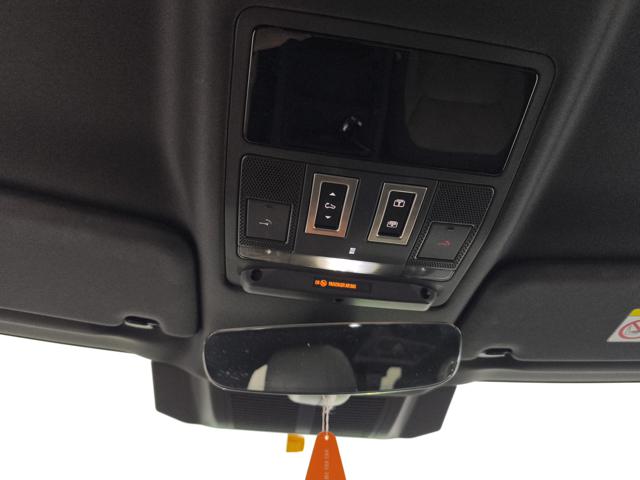 LAND ROVER Defender usata, con Volante in pelle