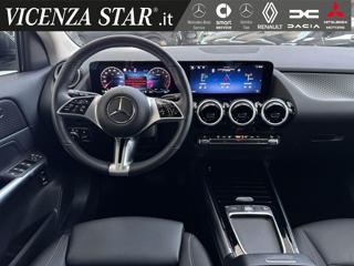 MERCEDES-BENZ GLA 180 usata, con Climatizzatore