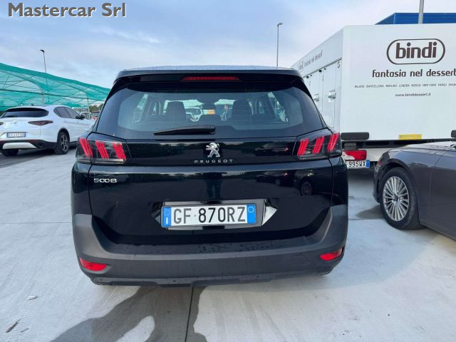 PEUGEOT 5008 usata, con Airbag Passeggero