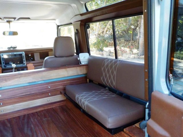LAND ROVER Defender usata 45