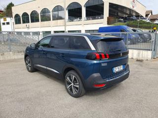 PEUGEOT 5008 usata, con Cerchi in lega