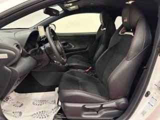 TOYOTA Yaris usata, con Controllo automatico clima