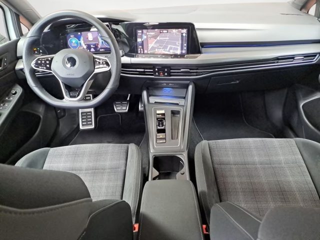 VOLKSWAGEN Golf usata, con Controllo automatico clima