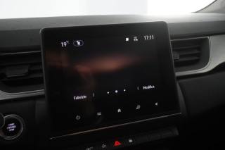 RENAULT Captur usata 17