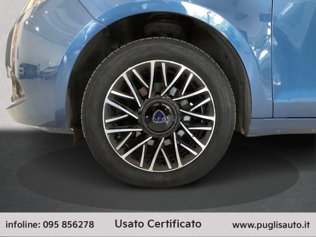 LANCIA Ypsilon usata, con Autoradio digitale