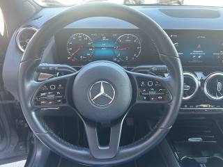 MERCEDES-BENZ GLA 200 usata, con USB
