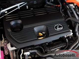 LEXUS NX 300h usata, con Sensori di parcheggio posteriori