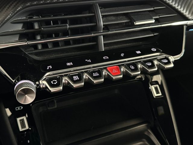 PEUGEOT 2008 usata, con Fendinebbia