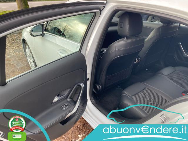 MERCEDES-BENZ A 180 usata, con Controllo automatico clima