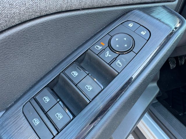 NISSAN Qashqai usata, con Climatizzatore