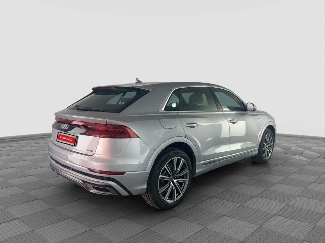 AUDI Q8 usata 4