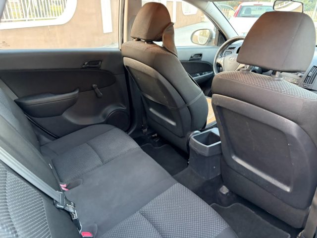 HYUNDAI i30 usata, con Autoradio