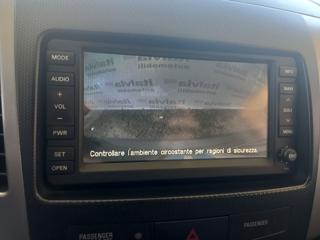 MITSUBISHI Outlander usata, con Sistema di navigazione