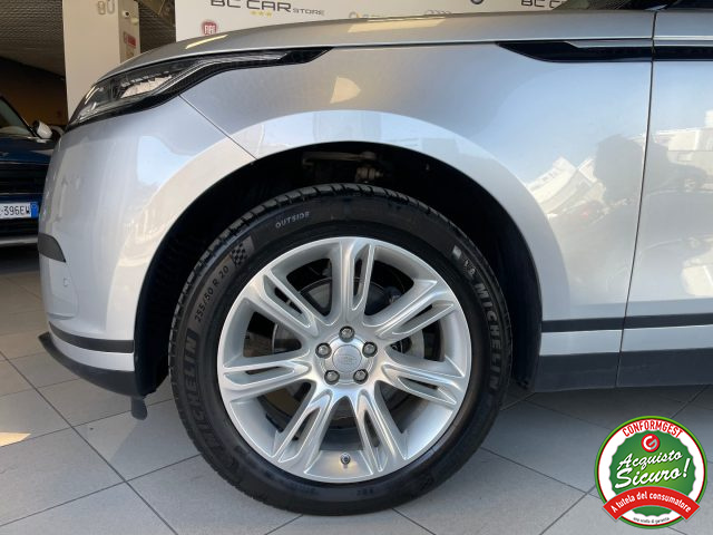 LAND ROVER Range Rover Velar usata, con Sistema di navigazione