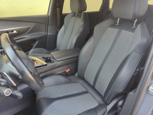 PEUGEOT 5008 usata, con Climatizzatore