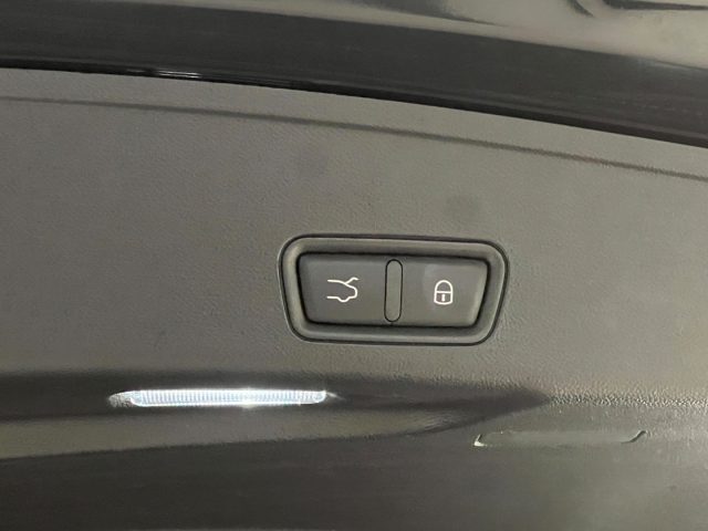 MASERATI Grecale usata, con Chiusura centralizzata