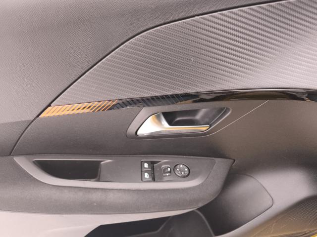 PEUGEOT 208 usata, con Fari LED