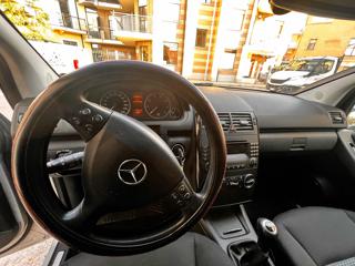 MERCEDES-BENZ A 150 usata, con Controllo automatico clima