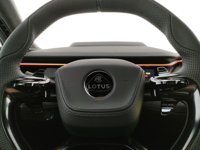 LOTUS Emeya usata, con Regolazione elettrica sedili