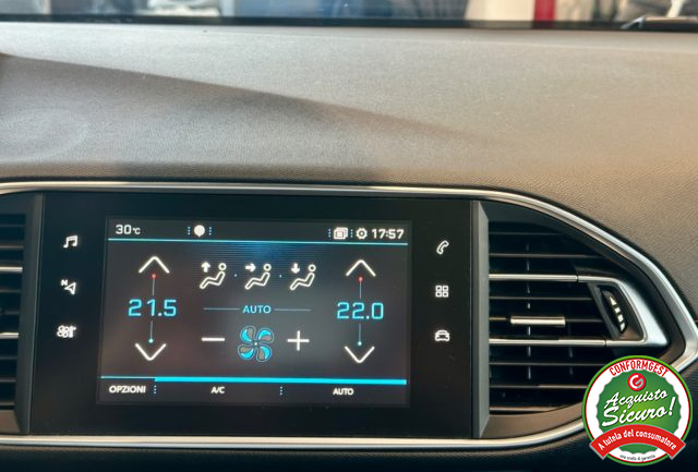 PEUGEOT 308 usata, con Touch screen