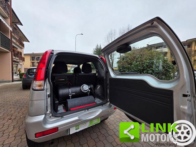 DAIHATSU Terios usata, con Fari LED