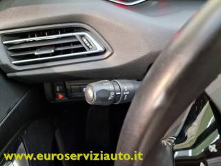PEUGEOT 308 usata, con Specchietti laterali elettrici
