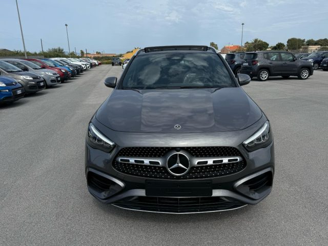 MERCEDES-BENZ GLA 200 usata, con Airbag