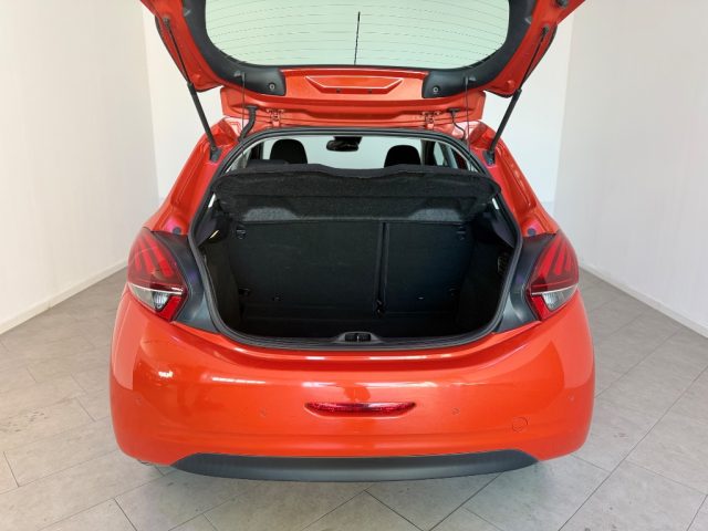PEUGEOT 208 usata 9