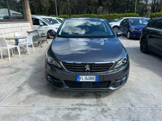 PEUGEOT 308 usata, con Airbag