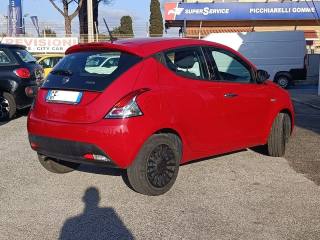 LANCIA Ypsilon usata, con Controllo trazione