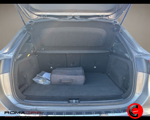 MERCEDES-BENZ GLA 180 usata, con Autoradio digitale