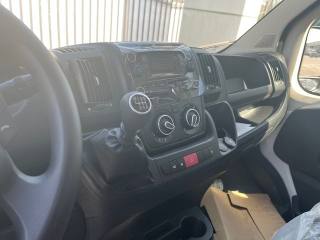 PEUGEOT Boxer usata, con Climatizzatore