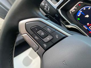 VOLKSWAGEN Taigo usata, con Leve al volante