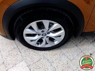 RENAULT Captur usata, con Autoradio digitale