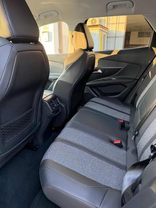 PEUGEOT 3008 usata, con Fendinebbia