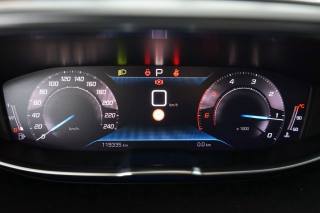 PEUGEOT 3008 usata, con Apple CarPlay