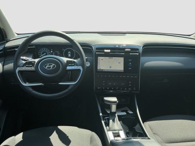 HYUNDAI Tucson usata 10
