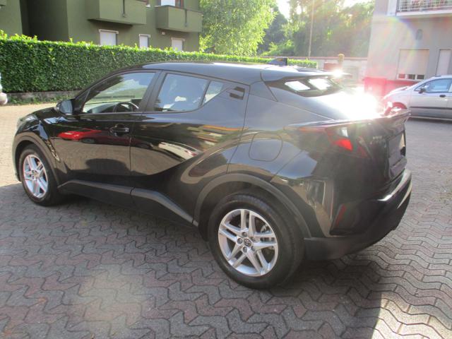 TOYOTA C-HR usata, con Autoradio