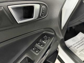 FORD EcoSport usata, con Airbag testa