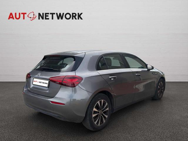 MERCEDES-BENZ A 180 usata, con Alzacristalli elettrici