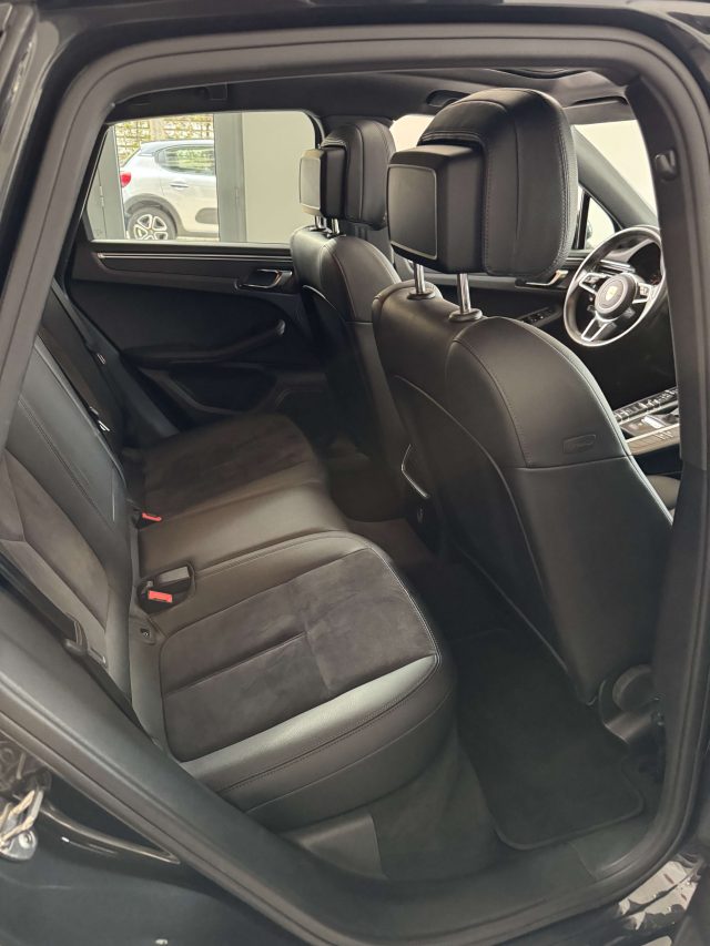 PORSCHE Macan usata, con Boardcomputer
