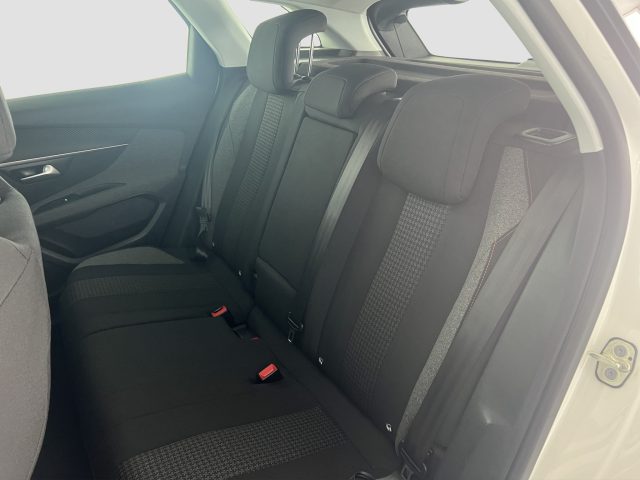 PEUGEOT 3008 usata 9