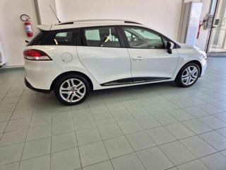 RENAULT Clio usata, con Autoradio digitale
