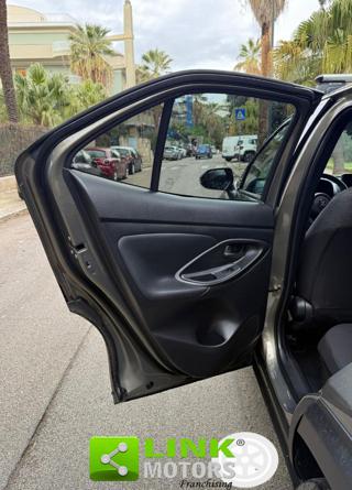 TOYOTA Yaris Cross usata, con Controllo trazione