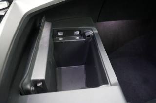 PEUGEOT 3008 usata, con Leve al volante