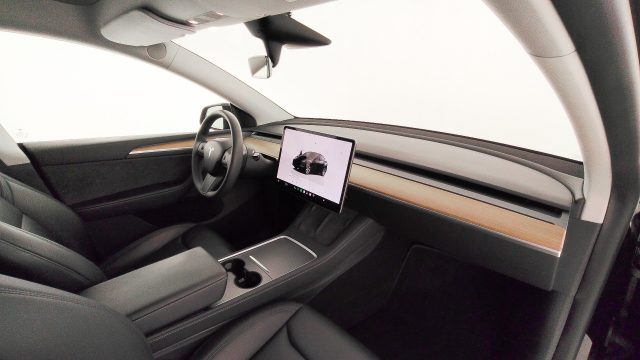 TESLA Model Y usata, con Tetto panorama