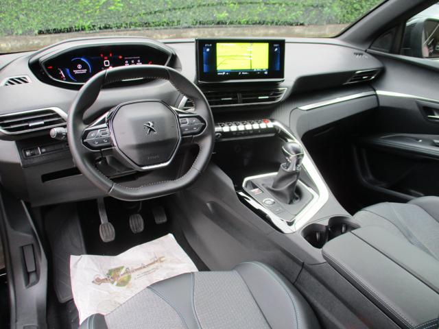 PEUGEOT 5008 usata, con Sistema di navigazione