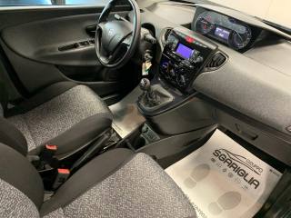 LANCIA Ypsilon usata, con Park Distance Control