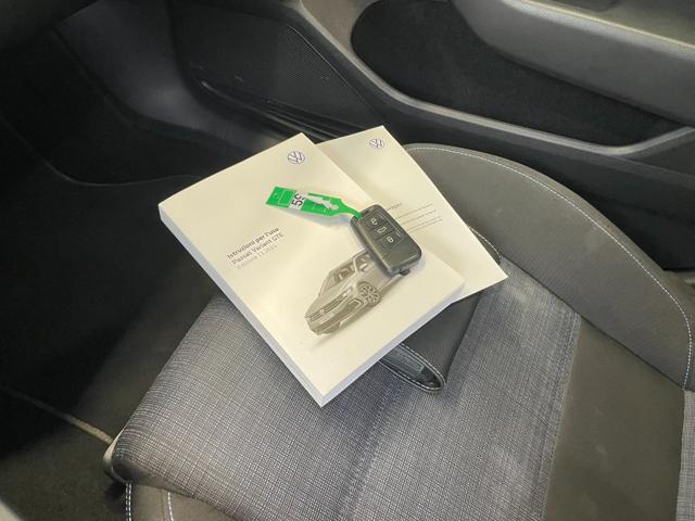 VOLKSWAGEN Passat Variant usata, con Sistema di navigazione